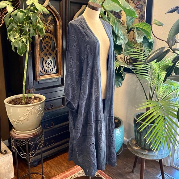 Young Fabulous & Broke Keiko Black Sand Kimono - Picture 6 of 11